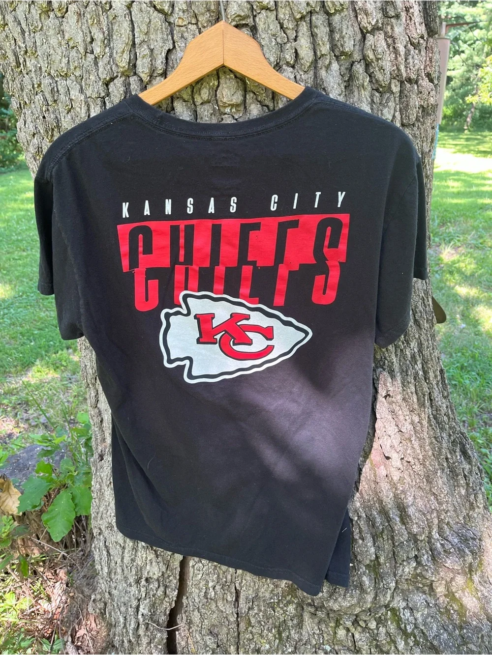 ⭐️NFL KC Chiefs Unisex T-Shirt in size M